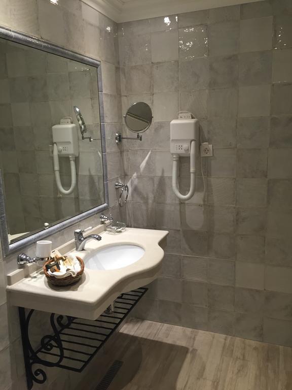 Therma Palace Kranevo Værelse billede